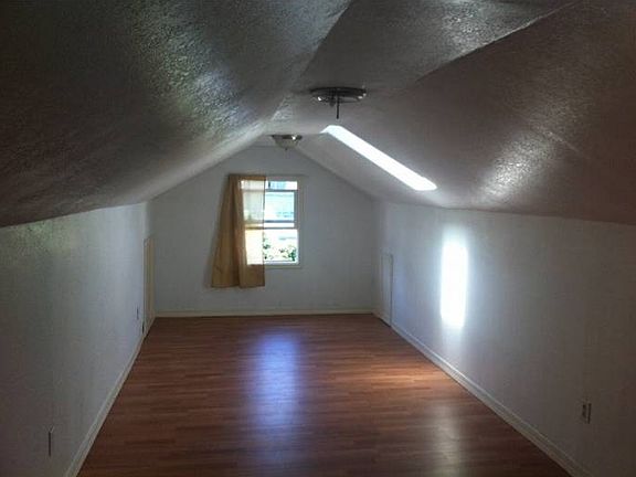 attic bedroom