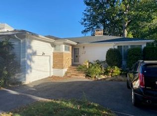 8 Sheryl Ln, Winthrop, MA 02152