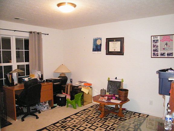 5th image of 712 Griffin Way