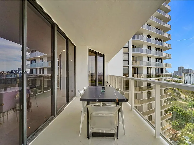 20281 E Country Club Dr #1503 — Photo 49