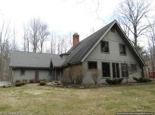 8340 Chagrin Rd, Chagrin Falls, OH 44023