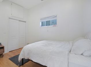 3212 N Kenmore Ave #2, Chicago, IL 60657