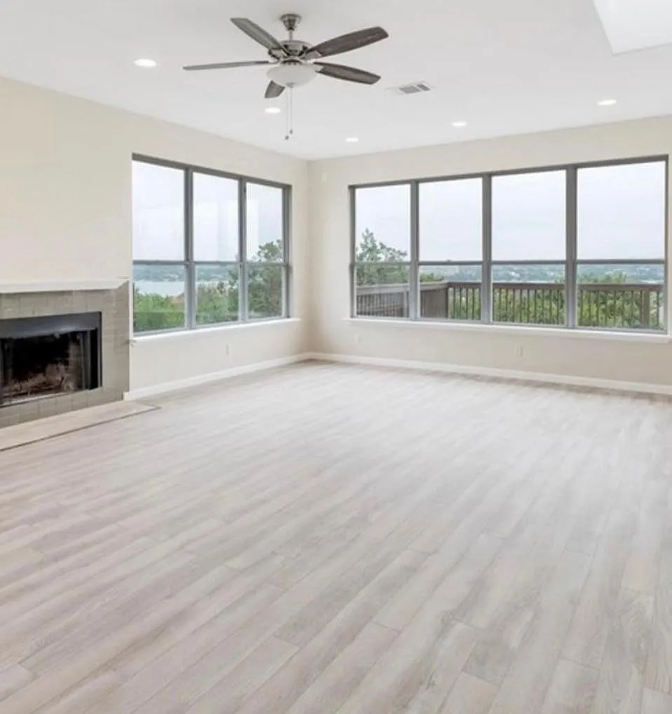 340 Southwind Rd — Photo 1