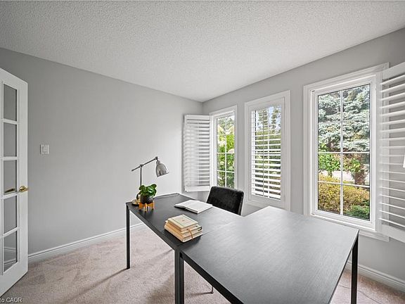 4th image of 3723 Trelawny Cir