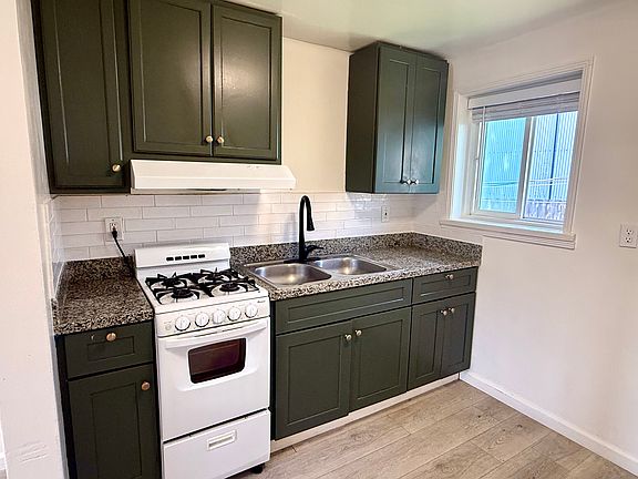 3rd image of 2994 S Higuera St #B