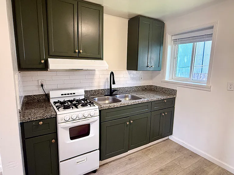2994 S Higuera St #B — Photo 3