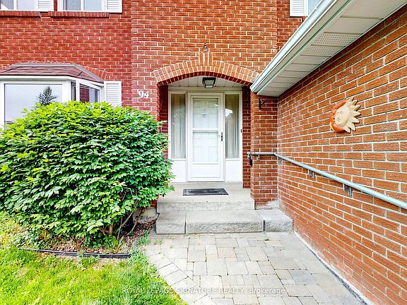 5th image of 94 Howlett Ave