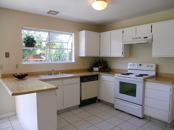 2nd image of 4011 Tallyho Dr