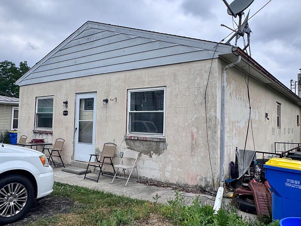 2nd image of 9909-9910 Jonestown Rd