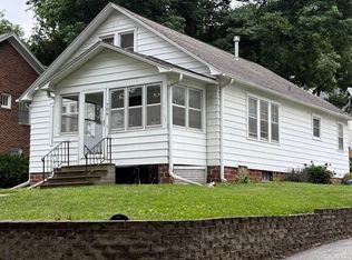 706 N 6th St, Red Oak, IA 51566