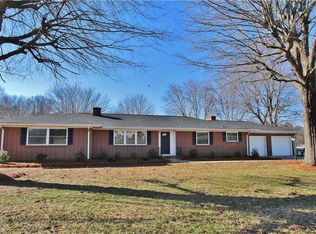 2120 Old Hollow Rd, Walkertown, NC 27051