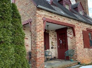 612 Alleghany Ave, Staunton, VA 24401