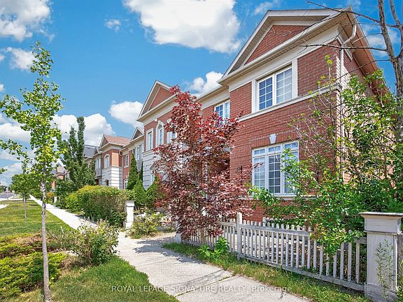 2nd image of 2948 Bur Oak Ave
