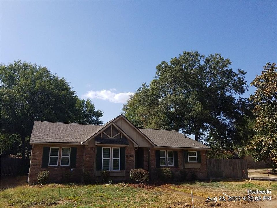 1st image of 806 Red Rock Canyon Dr