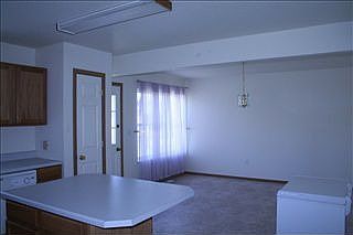 4th image of 4824 Sonoma St