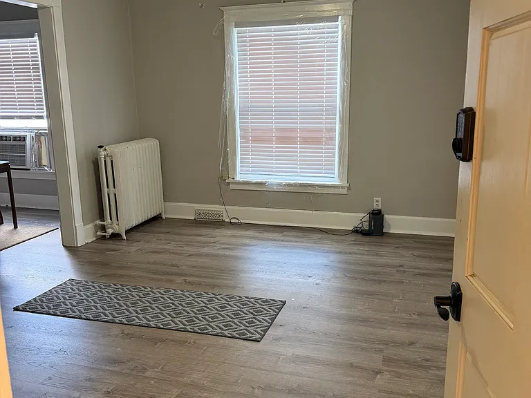 1410 B St #2 — Photo 6