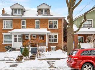 124 Alton Ave, Toronto, ON M4L 2M2