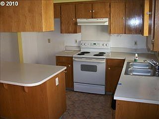 2nd image of 20548 SW Celebrity Ln