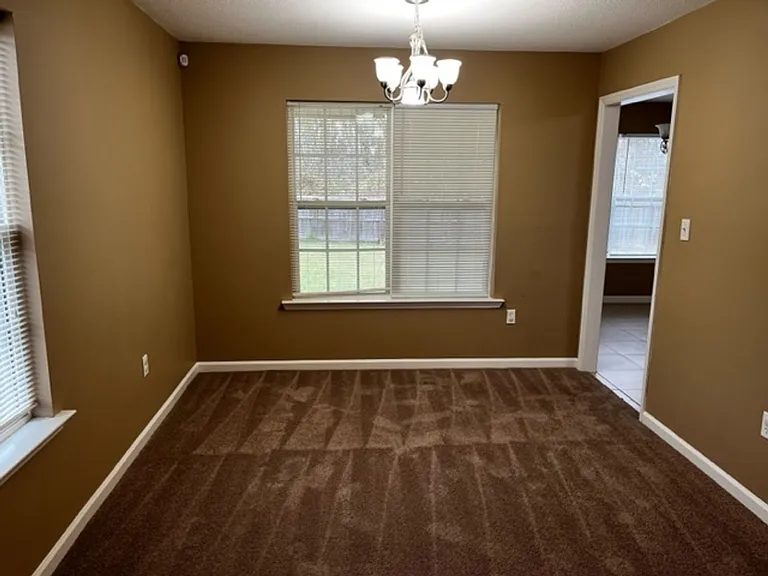 5622 Pasadena Way — Photo 3