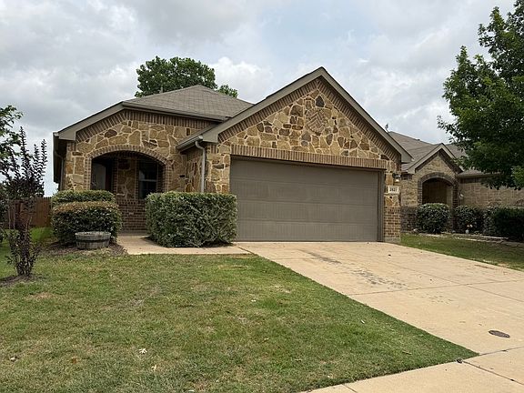 2nd image of 2621 Frisco Wood Dr