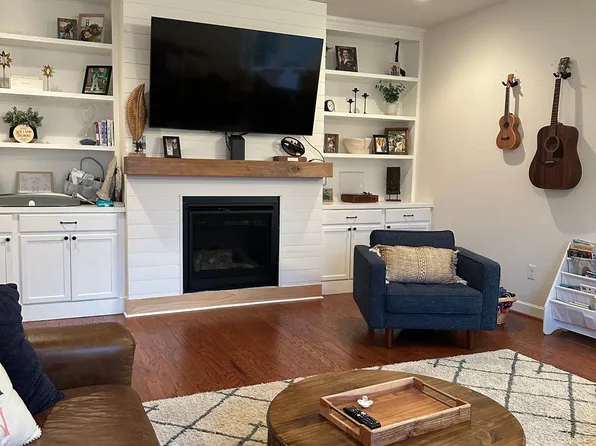 903 13th St, Virginia Beach, VA 23451