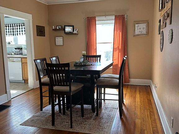 5th image of 211 N Richman St