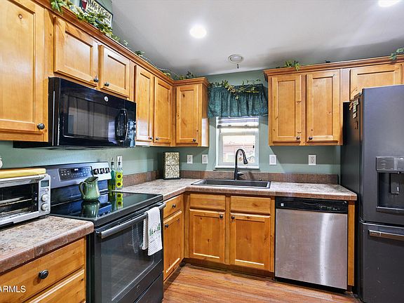 4th image of 1220 E CARIBOU Road