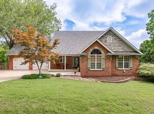 280 Center Rd, Ozark, MO 65721