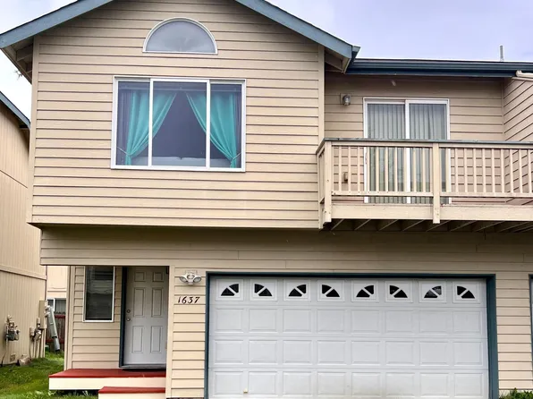 1637 Woodcutter Ct, Anchorage, AK 99507