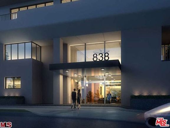 4th image of 838 N Doheny Dr APT 802