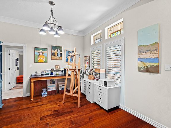 5th image of 8808 Ravenswood Rd