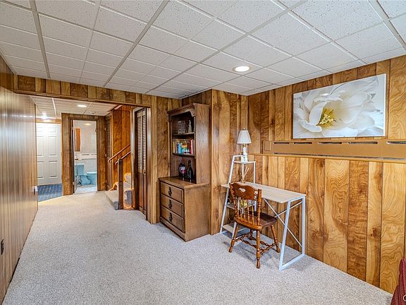 3rd image of 113 Ferndale Rd