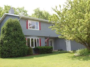 10703 79th St, Pleasant Prairie, WI 53158