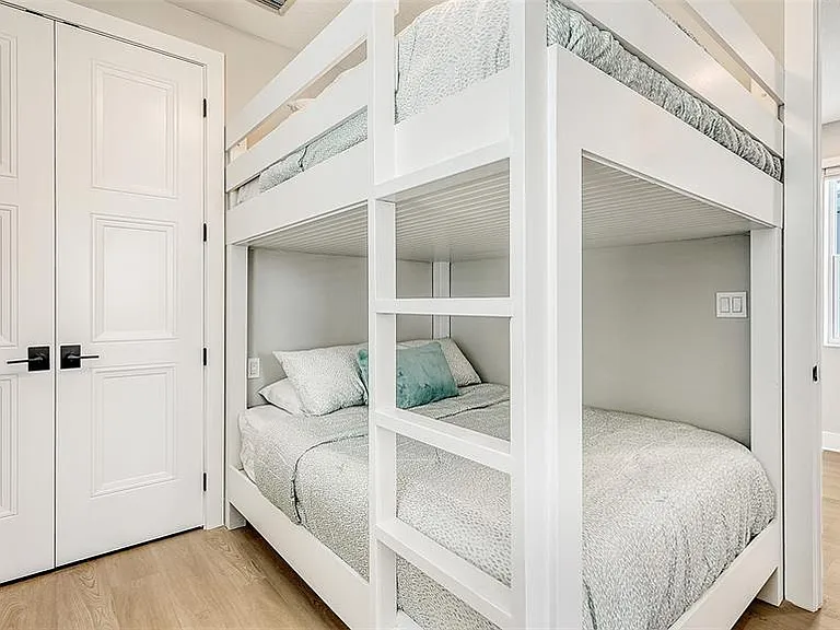 4325 Marina View Way — Photo 34
