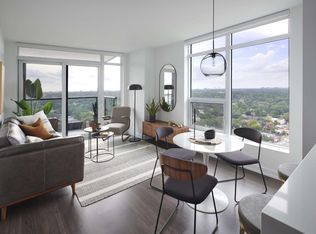 18 Erskine Ave #2803, Toronto, ON M4P0C9