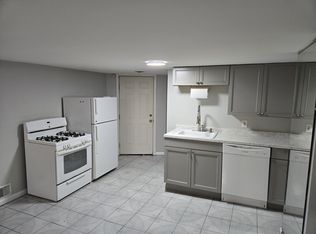 3139 W School St #G, Chicago, IL 60618