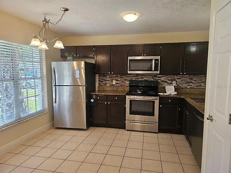 2351 Water View Loop — Photo 7