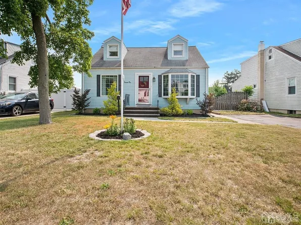 72 Ellenel Blvd, Spotswood, NJ 08884
