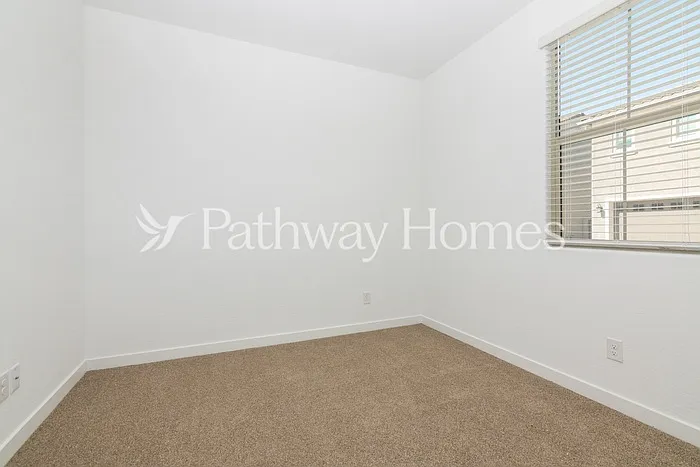 4 bed, 3.0 bath, 2248 sqft, $2,750 — Photo 3