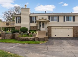 5205 Beachside Dr, Minnetonka, MN 55343
