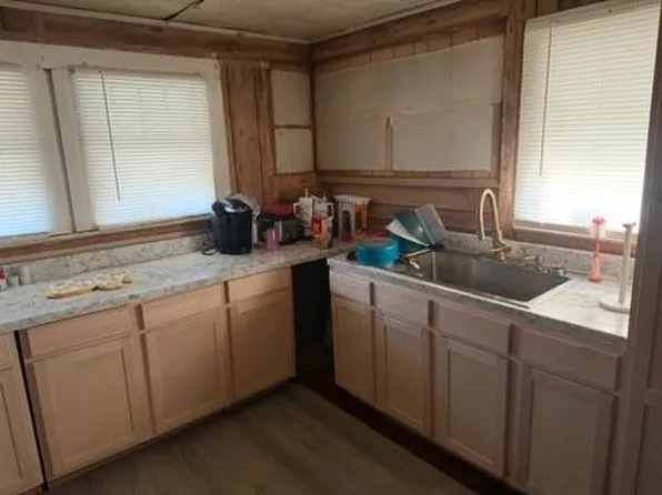 1400 Popular Springs Rd, Albertville, AL 35951