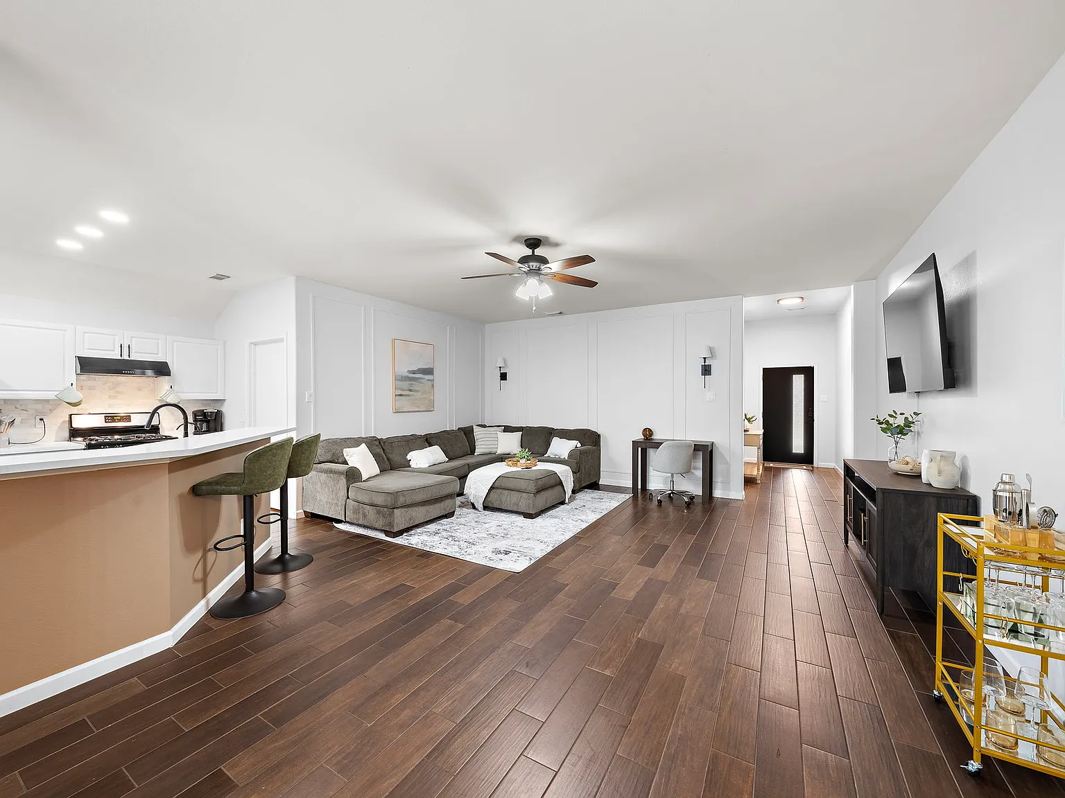 11706 Sardis Lake Dr — Photo 1