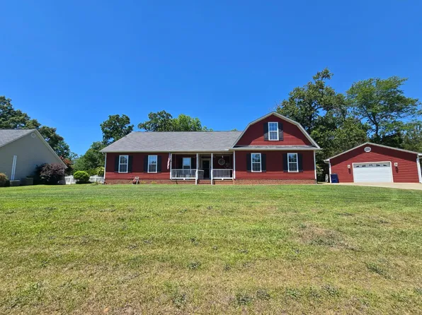 441 Corsegan Rd, Fayetteville, NC 28306