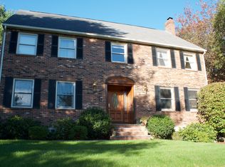 40 Crestview Rd, Milton, MA 02186