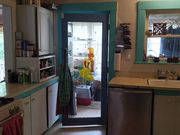3rd image of 4219 43rd Ave S