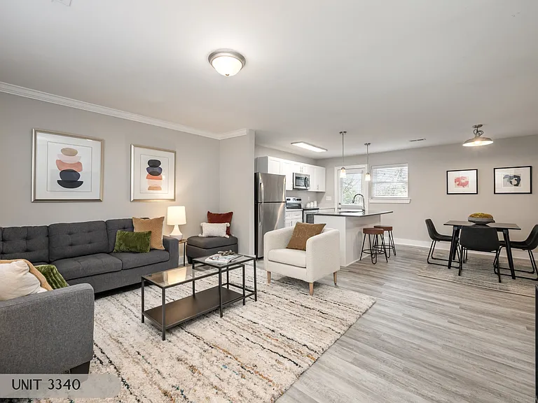 3340 Washburn Ave — Photo 1