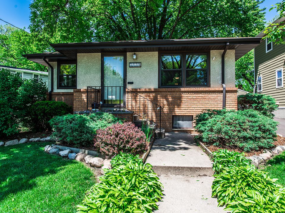 2nd image of 2238 56th St E
