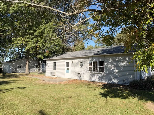 21665 E 2240 North Rd, Bismarck, IL 61814