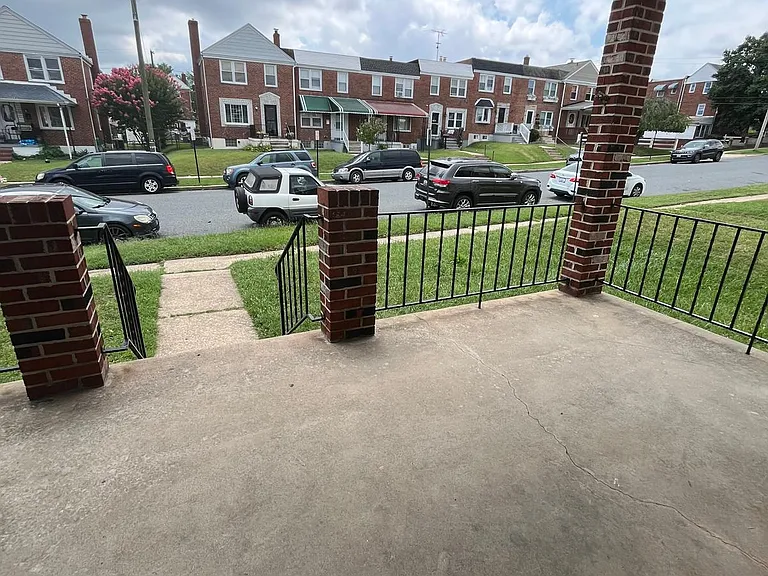 7452 Lawrence Rd — Photo 2
