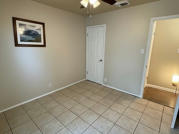 5th image of 8119 Bobtail St